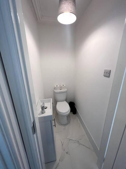 No. 51 - Modern 4 Bed Liverpool